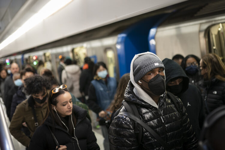 Household Income Rose Slightly Last Year, Roughly Matching 2019 Levels